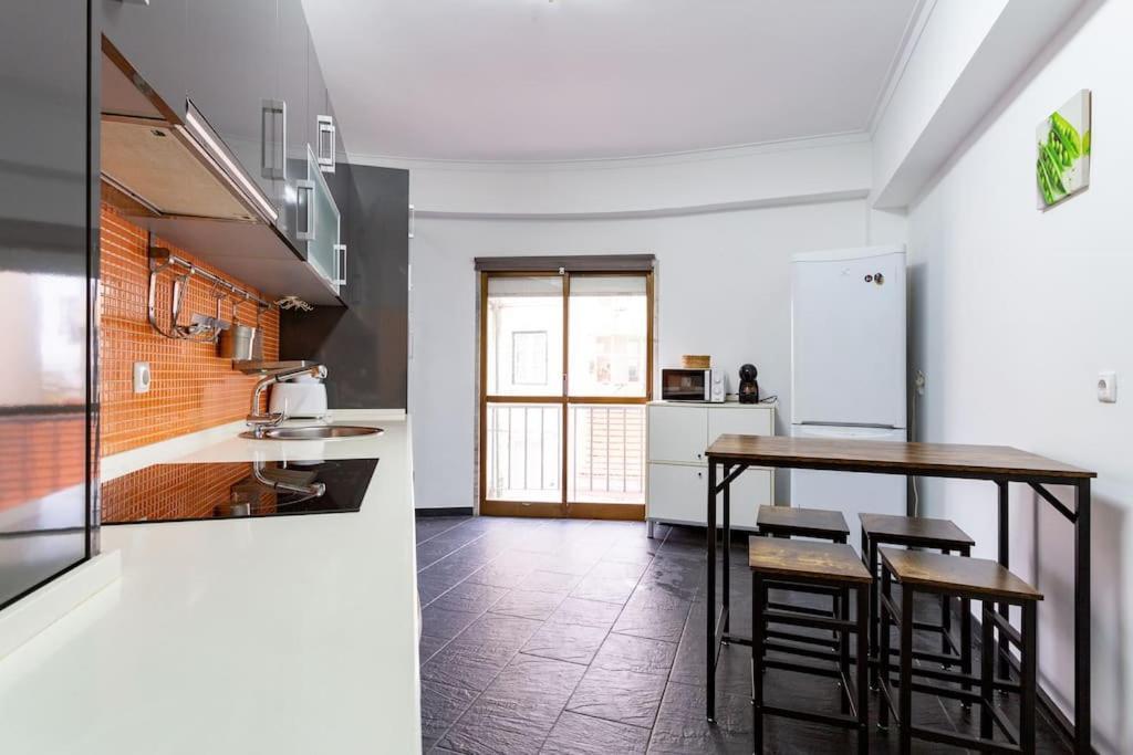 Apartment Portucale ! Lapa Vintage Lissabon